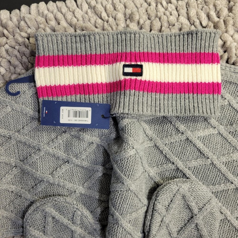 NWT- 3 PIECE SET OF TOMMY HILFIGER WOMENS WINTER KNITS-3 for 1 BUNDLE-NWT - Picture 4 of 15
